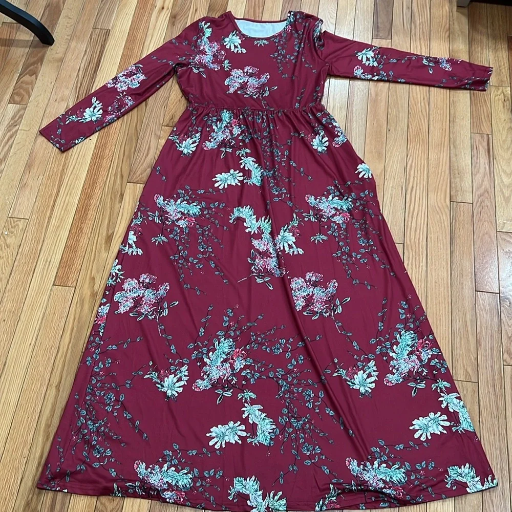 Like new🌹Burgundy Floral Maxi Dress with Long Sleeves size XL - Picture 8 of 16
